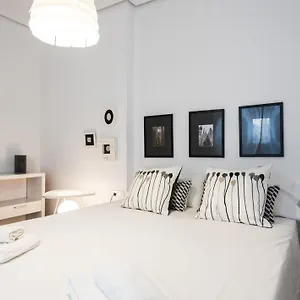 Apartment Alhondiga With Terrace, Seville