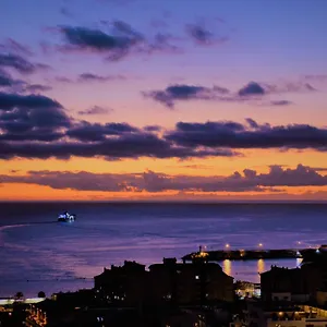 https://oceanview-los-cristianos.in-canary-islands.com